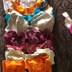 Multiple lot of Bras